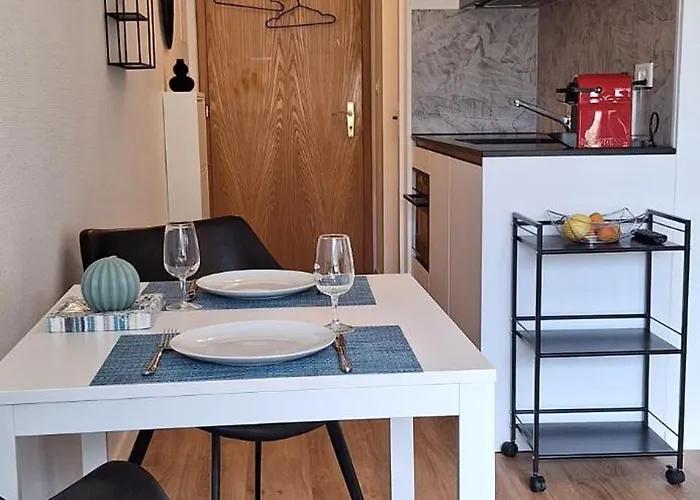 Apartment Mayenzett 25, Komplett Renoviert, Vis-a-vis Klinik & Thermalbad Leukerbad